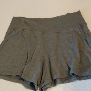 Athleta Shorts L